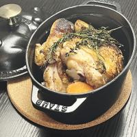 美桜鶏のコンフィ　ハーブソース